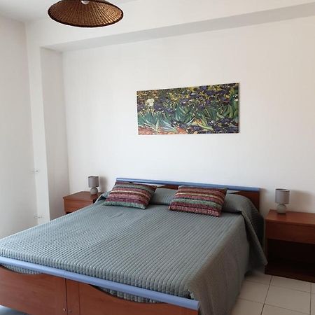 Baia Alcantara Apartments Джардини-Наксос Экстерьер фото