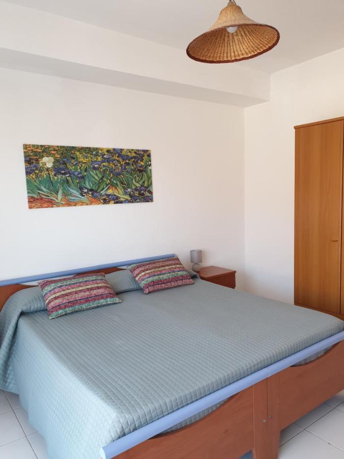 Baia Alcantara Apartments Джардини-Наксос Экстерьер фото